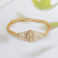 📿50 % RABAT!💥Elegant armbånd med udhulet blomst og Jomfru Maria – filigran-design, forgyldt, inspireret af troen ✨
