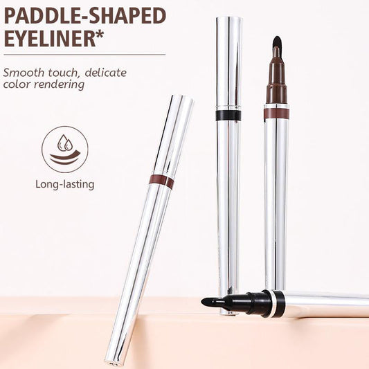 Eyeliner med en klæbrig svampespids