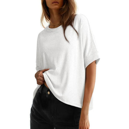 🌸 Tidløs T-shirt med rund hals, ultrablødt og åndbart materiale, afslappet oversized pasform 💫 Luftige korte ærmer – et must-have til hverdagen. Spar 49 % nu!