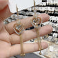 💎🦷 50 % RABAT! 👑Hængende øreringe med hjerteformet zirkon og kvast – Over 29.000 solgt!